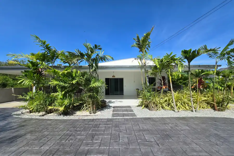 How Sealers Protect And Preserve Stamp Concrete Finishes in Coachella, CA